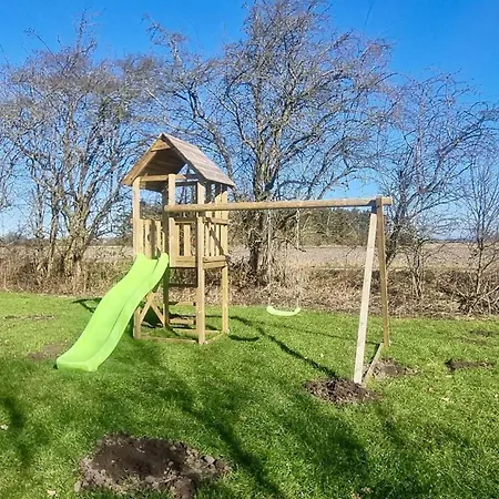 Gemuetliches-ferienhaus-mit-niedlichem-anbau Casa de Férias