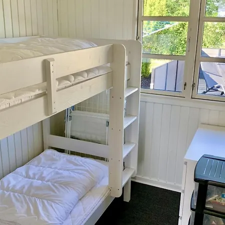 Holiday home Familienferienhaus-Mit-Ofen-Spielturm-Und-Zwei-Terrassen