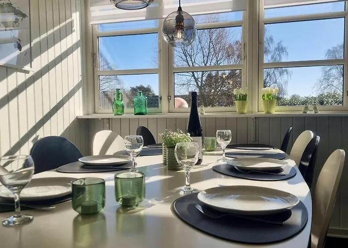 Gemuetliches-ferienhaus-mit-niedlichem-anbau Holiday home